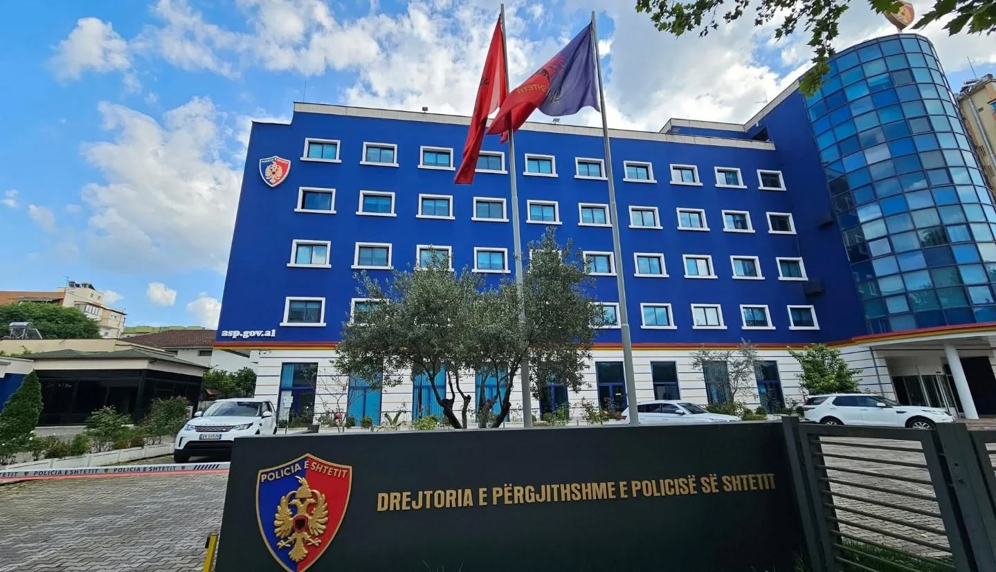 Ndalohet në Rinas një shtetas turk i shpallur në kërkim ndërkombëtar për terrorizëm