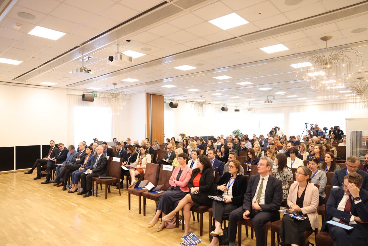OSBE  Mbrojtje ligjore për gazetarët  Të forcohet transparenca  liria e medias mbetet sfidë