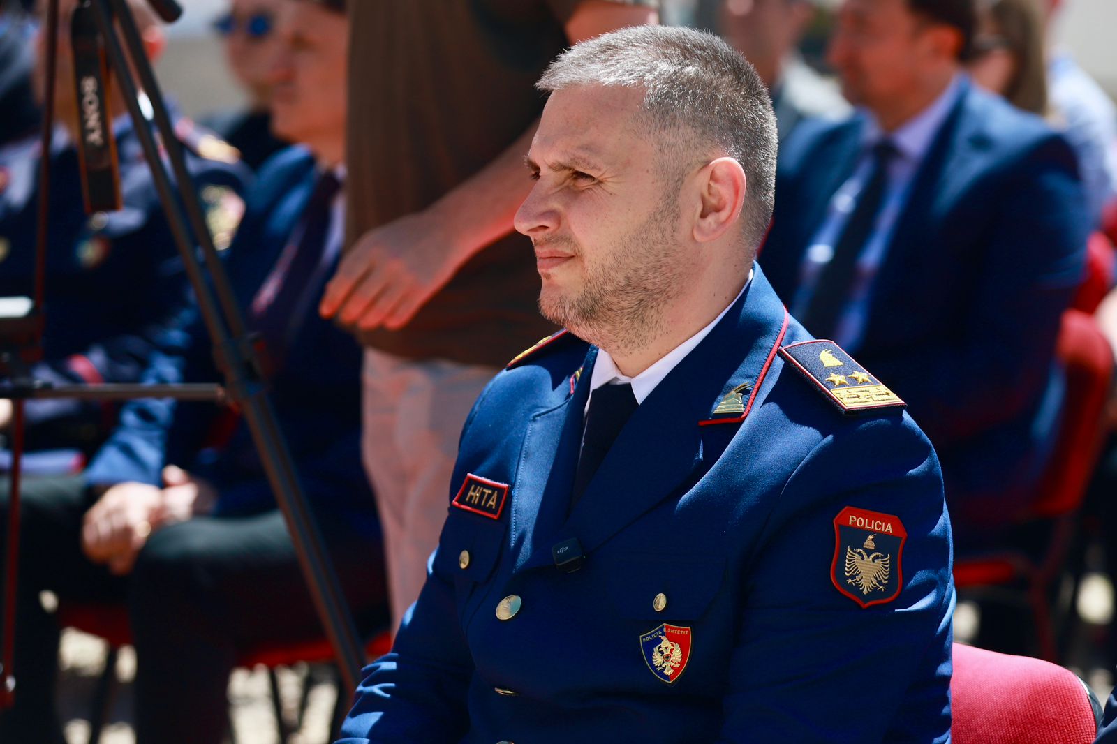 policia-merr-ne-dorezim-qendren-e-pare-per-caktivizimin-e-armeve-hita-siguria-kerkon-standarde-dhe-bashkepunim