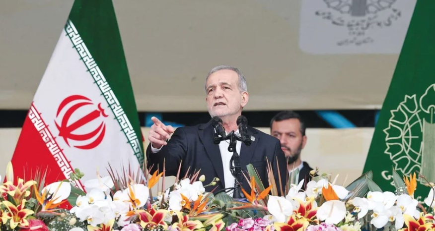Presidenti Pezeshkian jep dorëheqjen