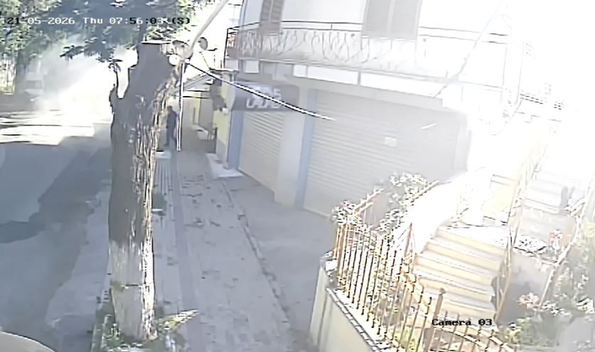 VIDEO  Aksidenti i rëndë në Shkodër  momenti kur shoferi i makinës përplas për vdekje 50 vjeçarin