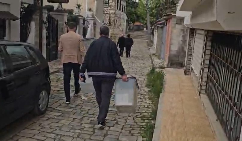 Pezullohet votimi për kryetar të degës së PD Korçë