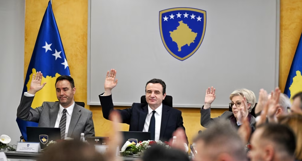 Në prag të zgjedhjeve  Qeveria në detyrë e Kosovës ndan para për disa kategori