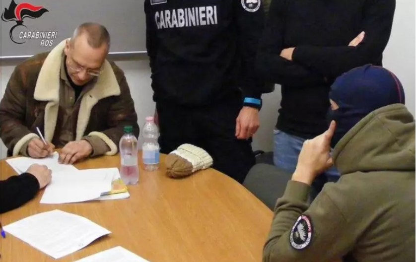  Thesari i drogës  së Denaros  sekuestrohen 200 milionë euro të shpërndara në nëntë vende të botës  3 në pranga