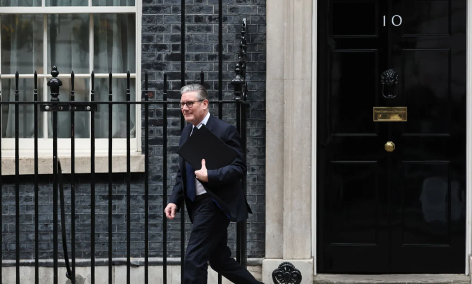 starmer-ne-prag-te-gremines-kryeministri-britanik-perballet-me-revolte-ne-parti-rreth-80-deputete-laburiste-kerkojne-doreheqjen-e-tij