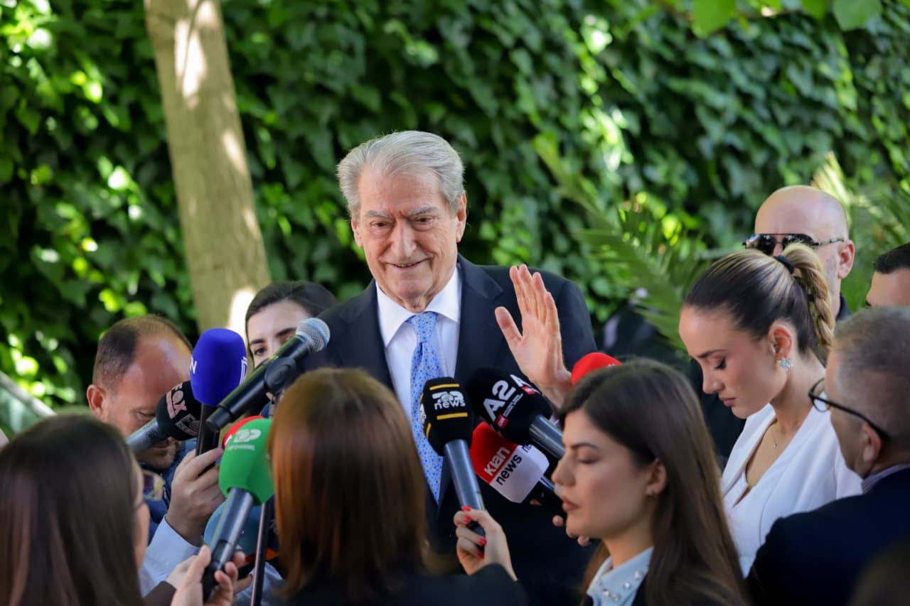 Berisha  Dumani gënjeu për vilën  ish kreu i SPAK i përfshirë në falsifikim dokumentesh dhe pastrim parash  Do ta denoncoj