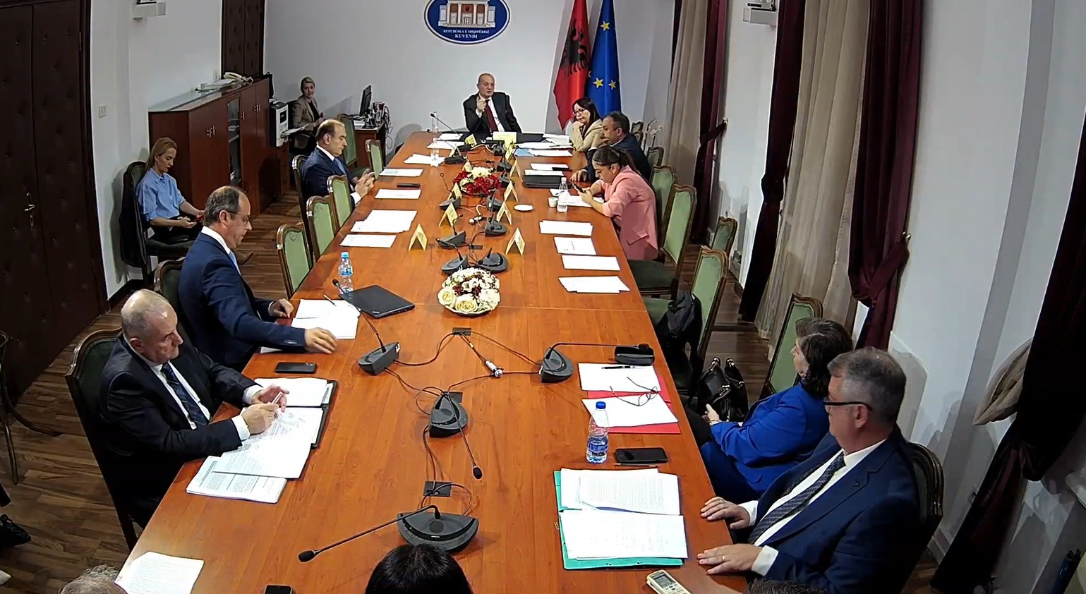 Katër kandidatë për ambasadorë  zhvillojnë dëgjesë me deputetët e Komisionit të Jashtëm
