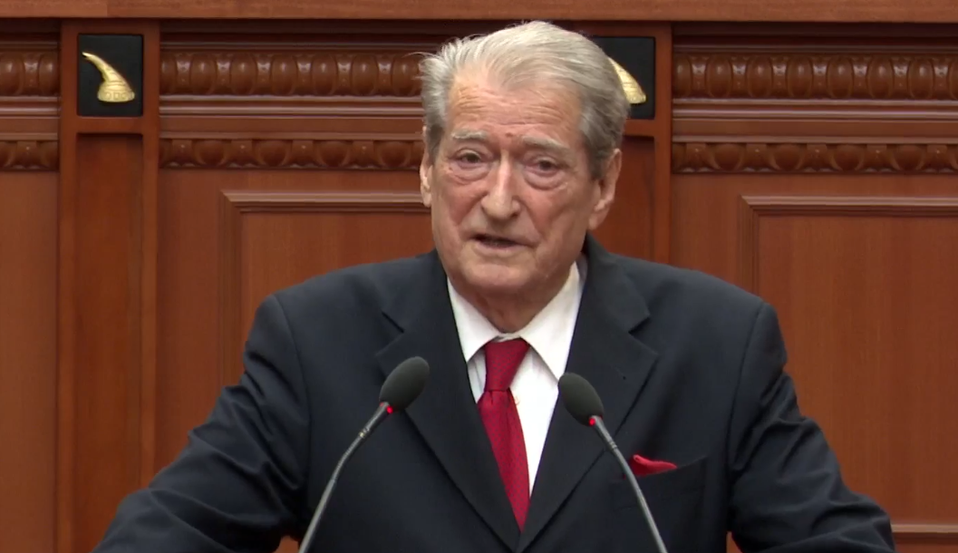 Berisha  Në kulmin e çmimit të naftës qeveria u hoqi subvencionin fermerëve  po largoni shqiptarët