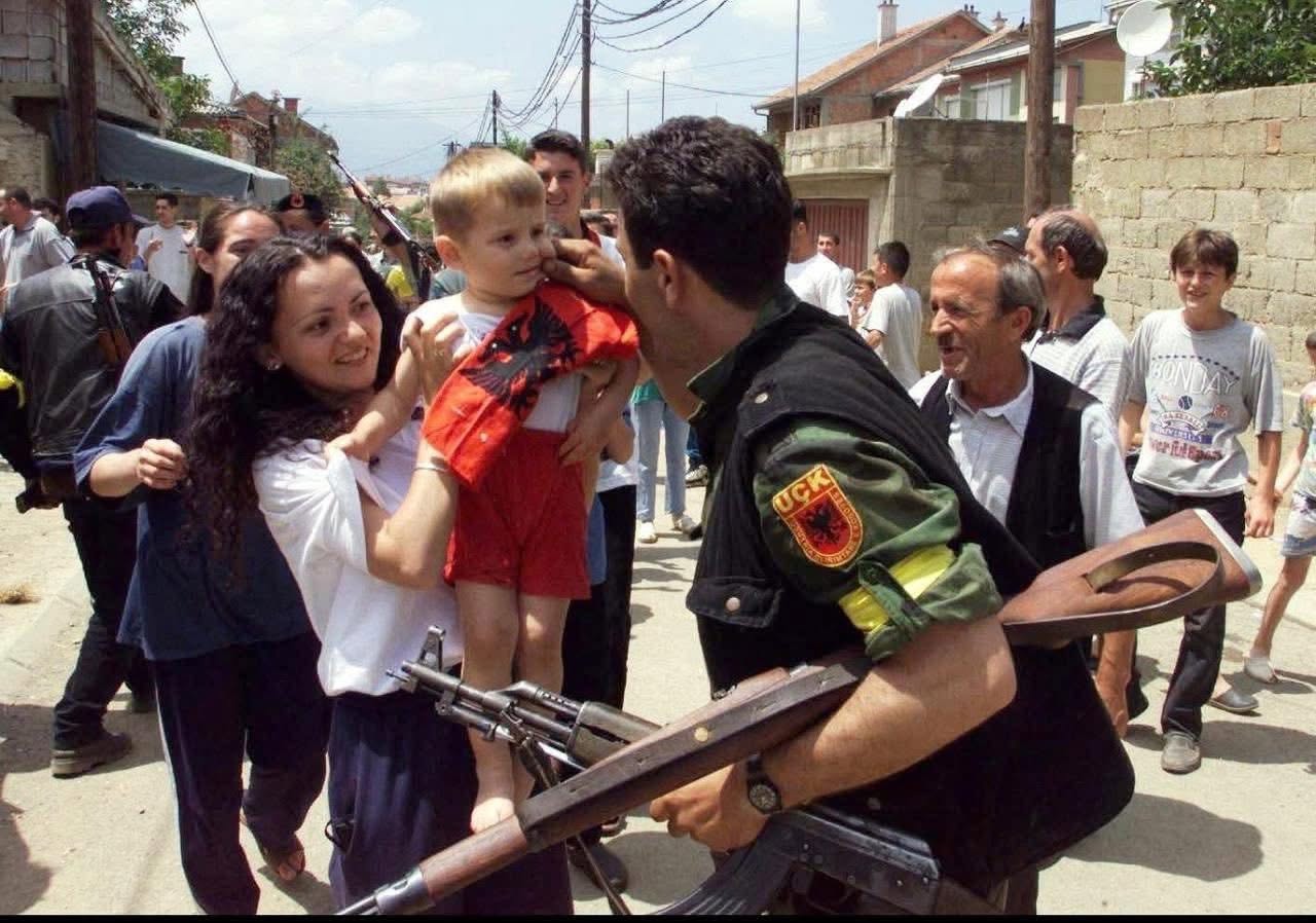 Kryeministri Rama uron Kosovën  Gëzuar 27 vjetorin e Çlirimit