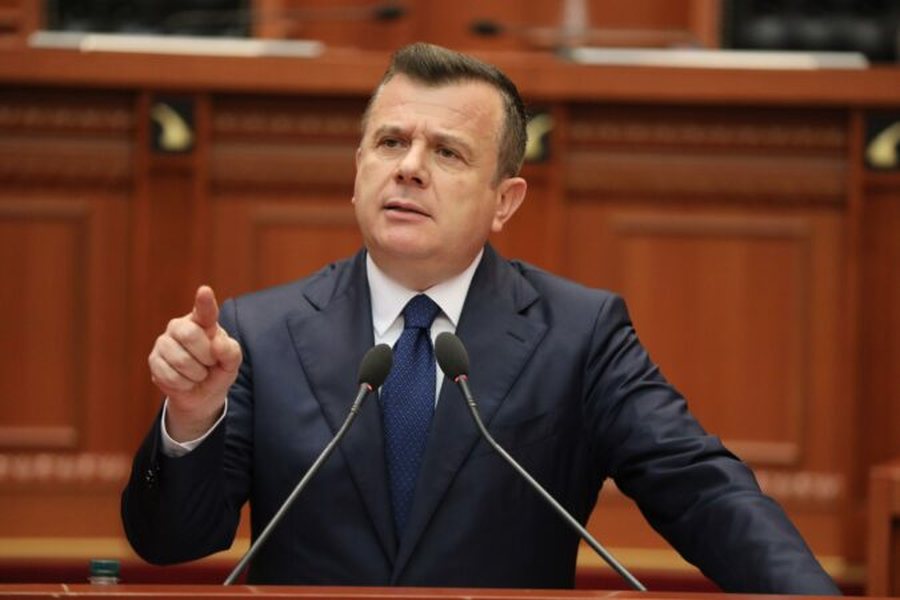 Aksidenti tragjik me dy viktima në autostradën Durrës Tiranë  ndërpritet seanca parlamentare