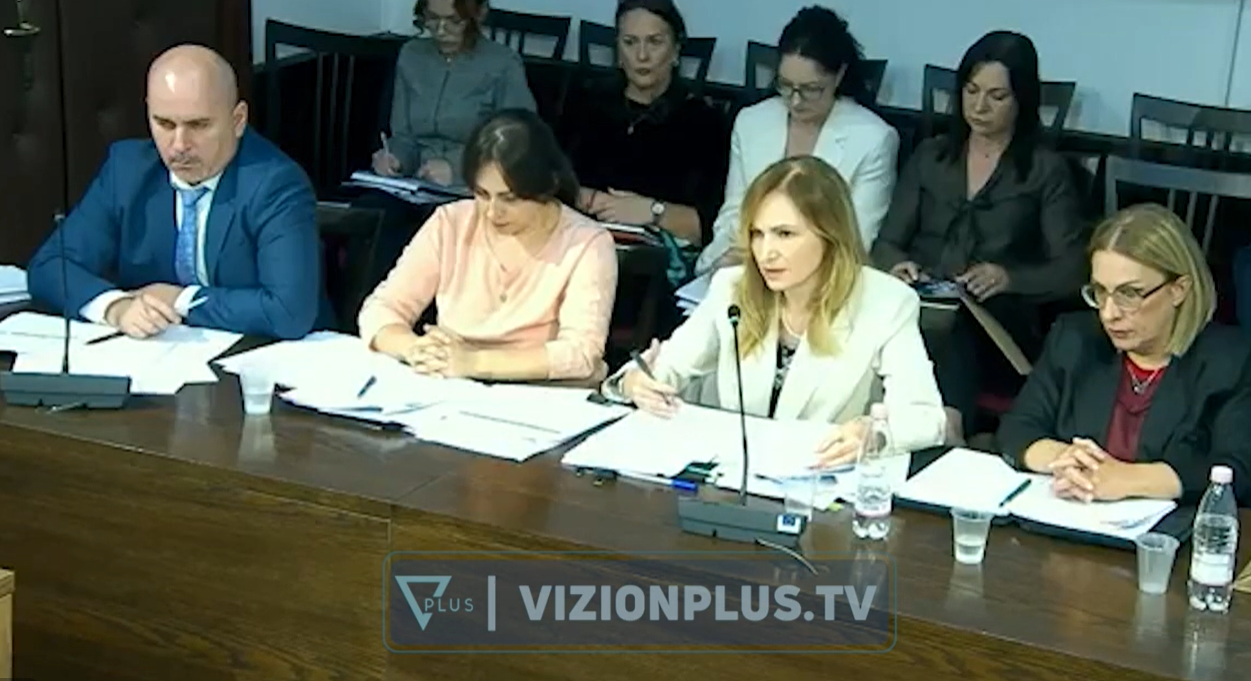 bonus-malus-drejt-ndryshimit-deputetet-shprehin-kritika-per-rregullat-e-sigurimit-te-automjeteve