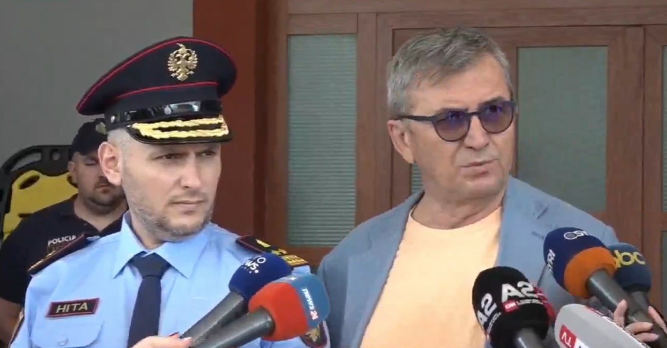  Policia e Shtetit humbi shërbëtorin e saj   Hita te Trauma pas mbërritjes së efektivit  Ndodhet në gjendje të rëndë  Drejtoresha e spitalit  Dëmtime në qafë dhe kokë