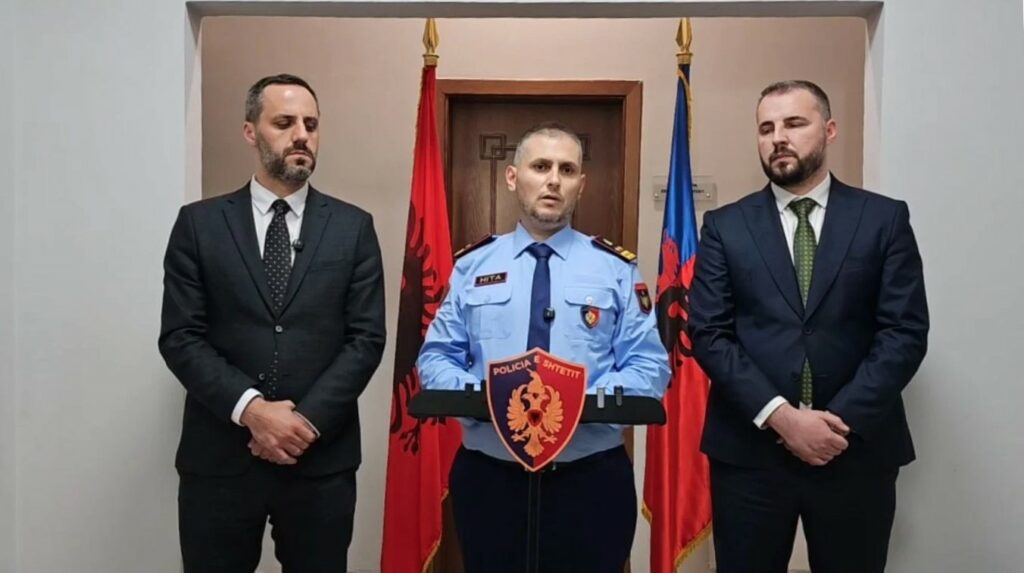 Hita për vrasjen e efektivit në Maliq  Arma kallashnikov ka çarë tejpërtej edhe antiplumbin