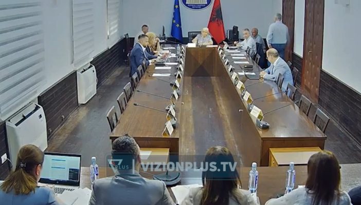 Deputetët kritikojnë INSTAT-in, nuk është realizua