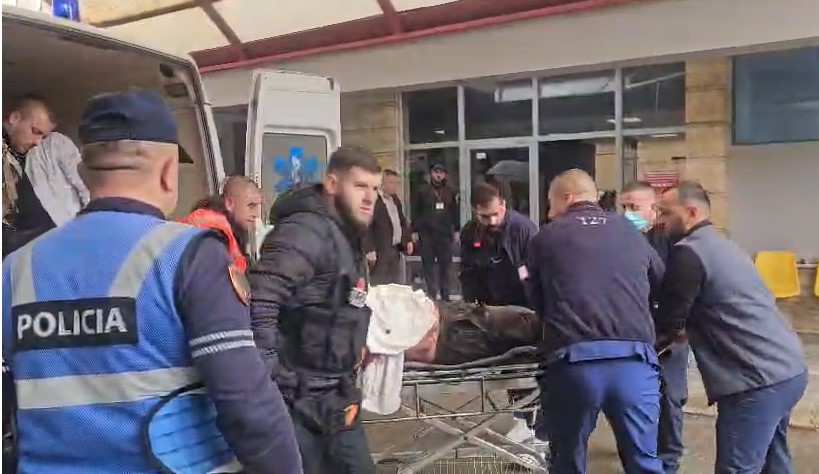 Mbeti i plagosur nga operacioni në Maliq  efektivi i nënshtrohet kirurgjisë  autori jashtë rrezikut për jetën