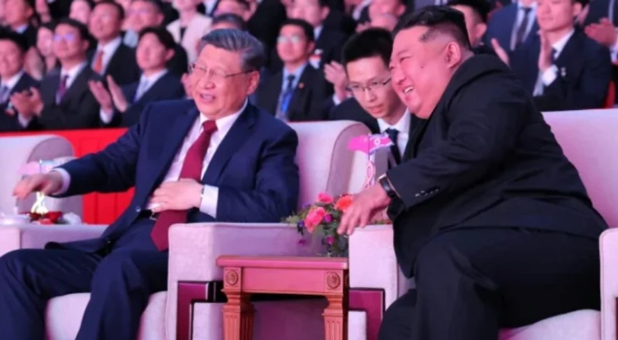 Xi Jinping dhe Kim Jong Un forcojnë aleancën strategjike mes Kinës dhe Koresë së Veriut