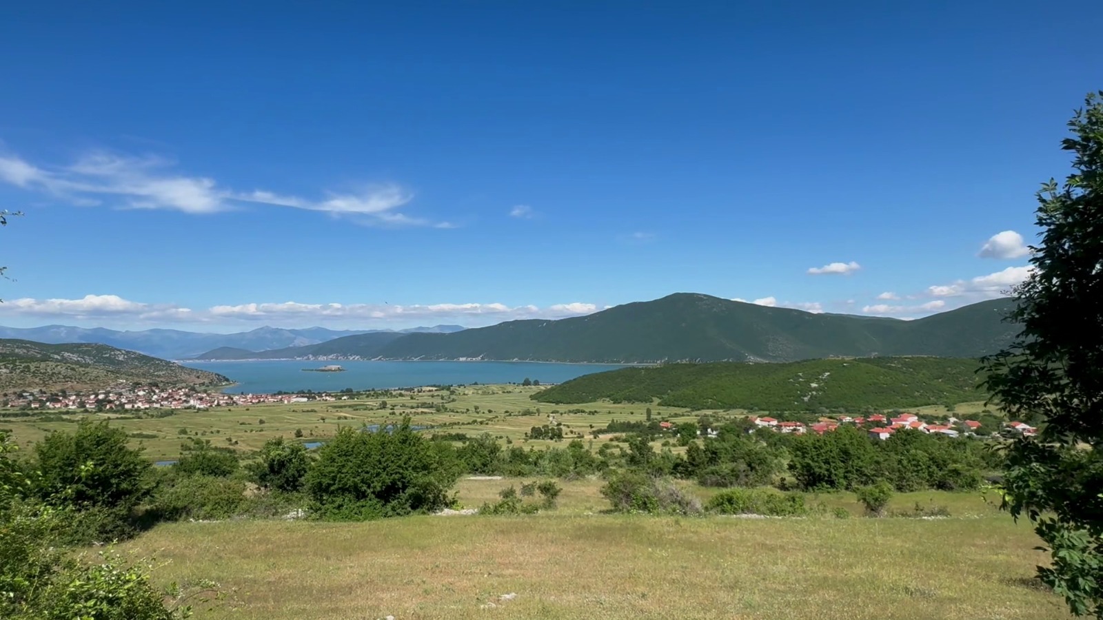 Interes për parkun e Prespës  turistët tërhiqen nga natyra  liqeni dhe kulinaria e zonës