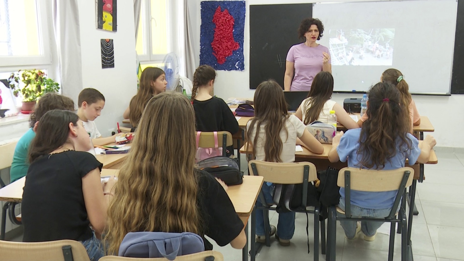 Shkollat verore hapen për nxënësit  programe të ndryshme që zhvillojnë aftësitë krijuese