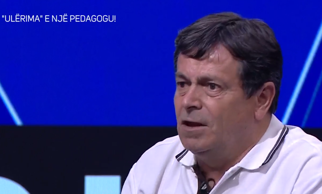  Kthehuni o të rinj në vendin tuaj   pedagogu  Më lanë në zyrë pa kondicioner se protestoj 