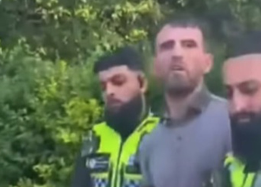 mbylli-femijet-ne-banese-per-te-takuar-minorenen-arrestohet-32-vjecari-shqiptar-ne-britani