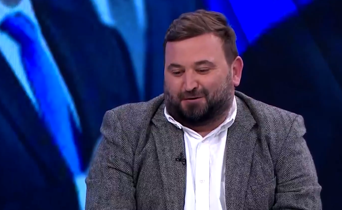 Pse po protestohet  Stringa në Quo Vadis  Dy janë arsyet kryesore pse shqiptarët janë në Bulevard
