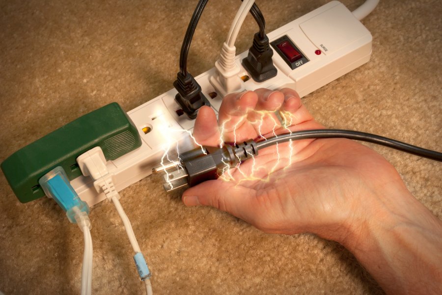 Humb jetën 45 vjeçari në Mirditë  ra në kontakt me energjinë elektrike