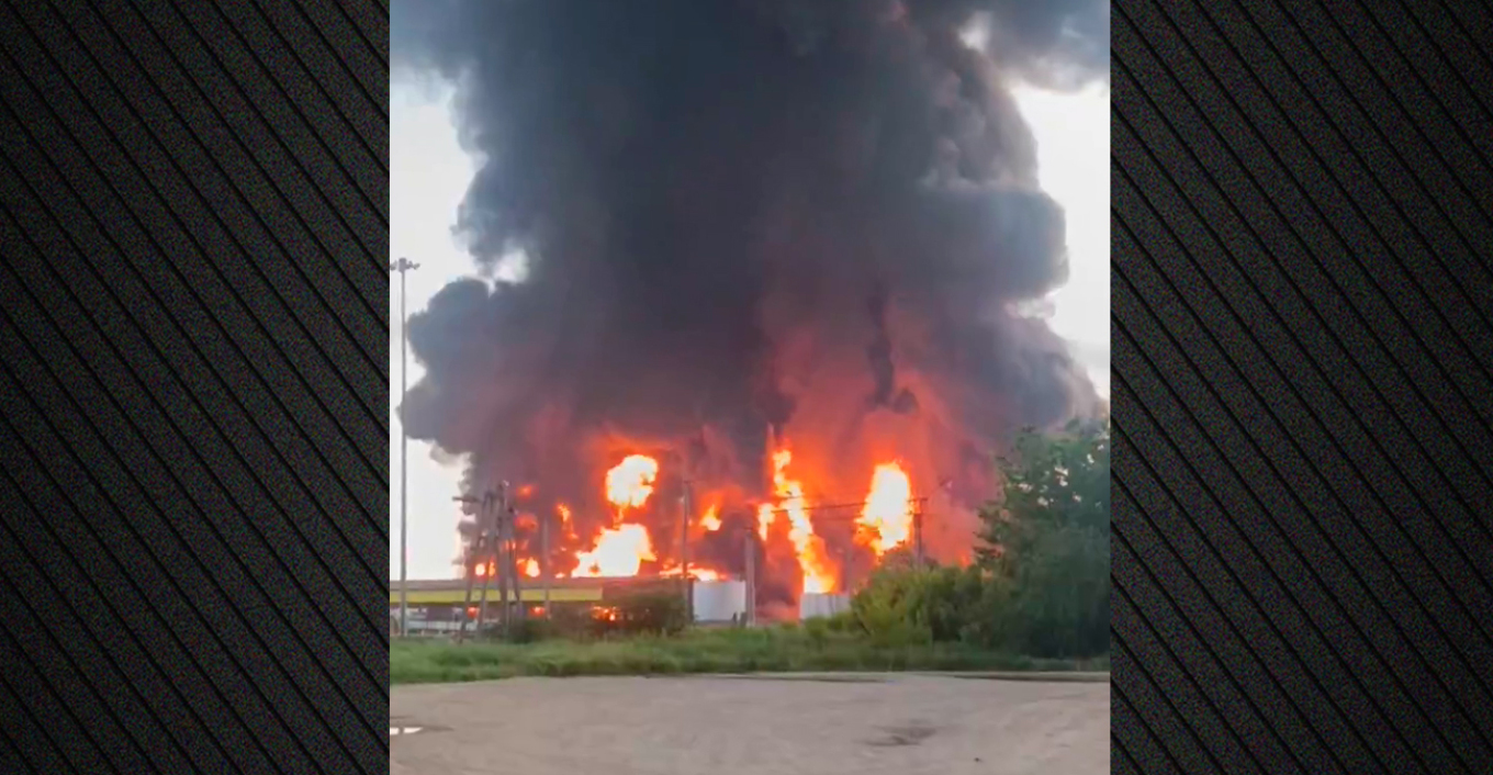 Sulm ukrainas në Shën Petersburg  Zelensky iu përgjigj me qindra dronë  jo  së së Putinit për një takim kokë më kokë