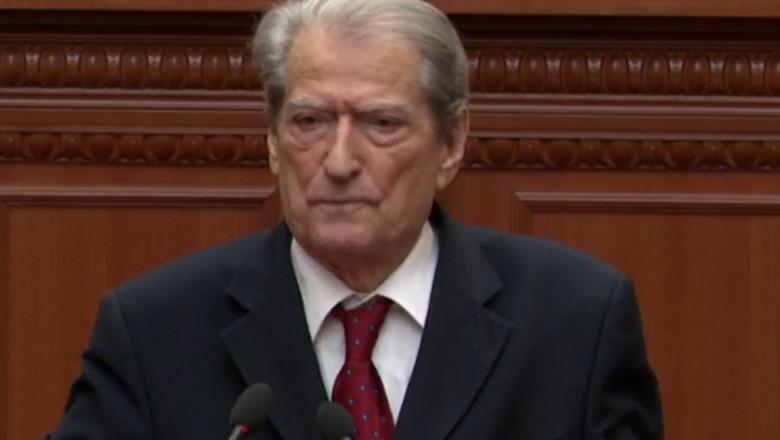 Parlamenti  debat për  territorialen   Berisha  Projekt shpopullimi  Balla  E keni Kuvendin si shkollë nate