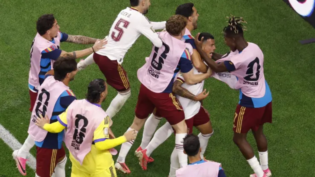 Spanja triumfon ndaj Francës dhe siguron biletën për finalen e madhe të Kupës së Botës