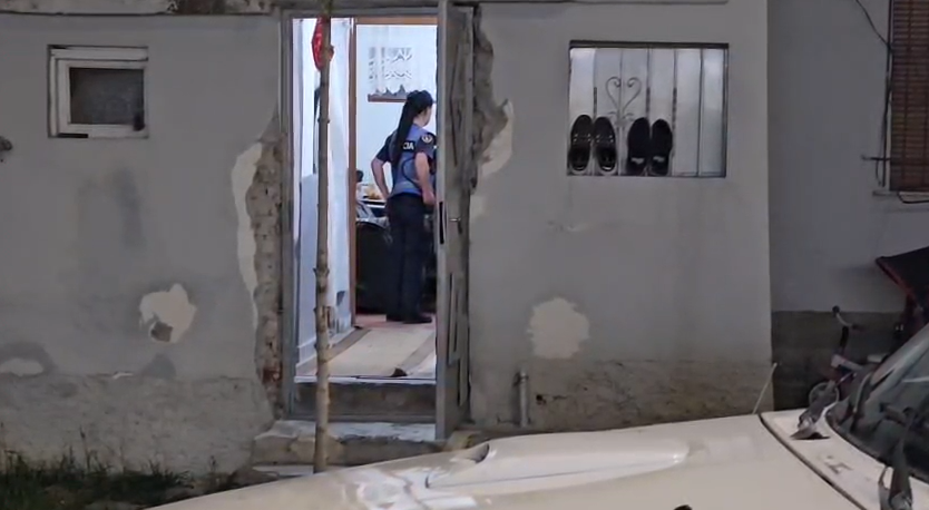 Njerku dhunon rëndë 18 vjeçarin në Korçë  adoleshenti me dëmtime në kokë