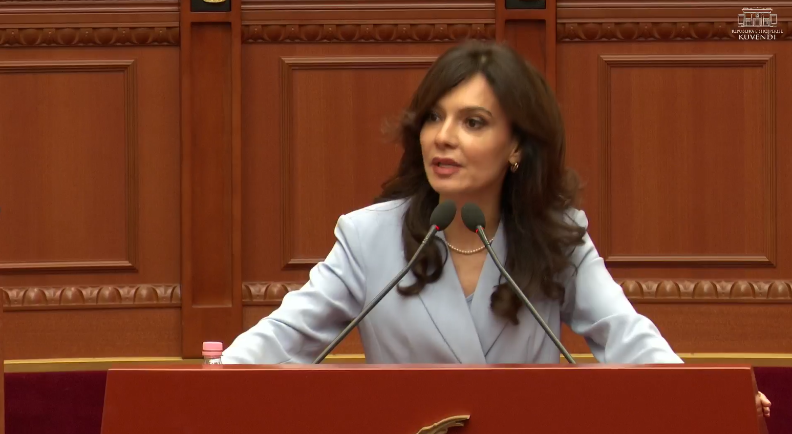 Spiropali  Ka ardhur koha për të ndryshuar këtë sistem politik  Berisha  Dhunë barbare ndaj protestuesve  një person në koma te Trauma