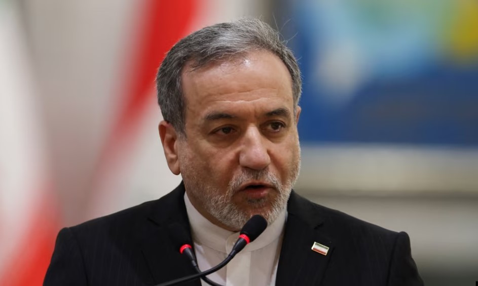 Ministri i Jashtëm iranian  Bisedimet nuk do të nisin nën kërcënimet e SHBA së