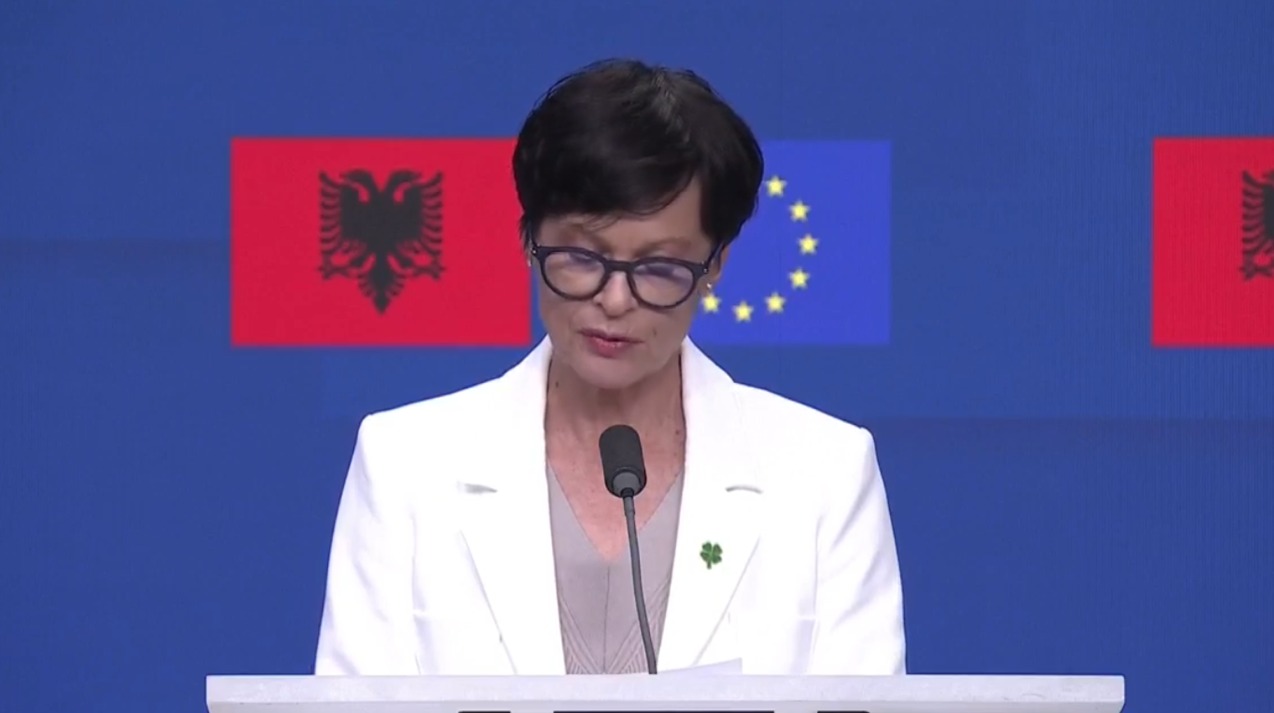 Integrimi në BE  Marta Kos  Përgëzime miqve tanë shqiptarë  po ecin përpara drejt objektivit ambicioz 