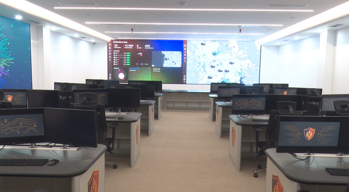 Survejim me kamera inteligjente    Smart City  nis me shkollat  do të shtrihet në rrugë dhe çdo ambient publik