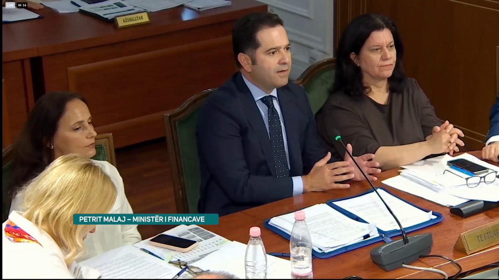 Ndryshimi i buxhetit të vitit 2026  PD  Cilat ishin nevojat urgjente  Malaj  U tejkaluan të ardhurat