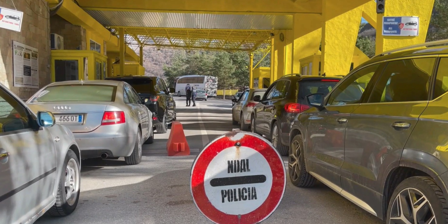 Fluks në kufi  Policia Kufitare shton masat në Kapshticë dhe Qafë Thanë