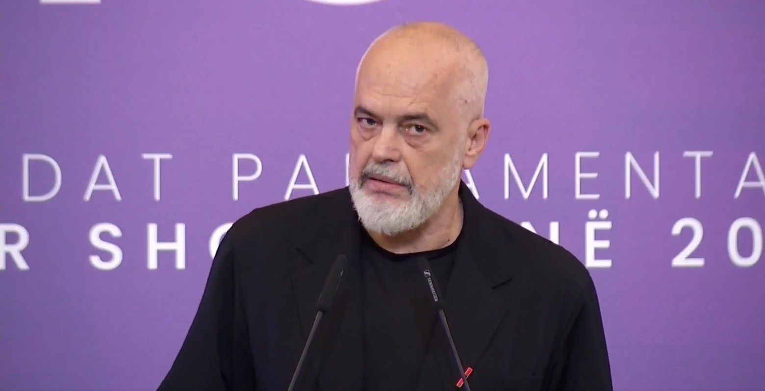 Rama  Askush nuk e kishte imagjinuar që në bulevardin ku vriteshin protestuesit si shpendët  sot protestohet për lagunat