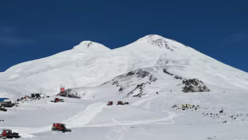 Stuhia në malin Elbrus  humbin jetën pesë alpinistë