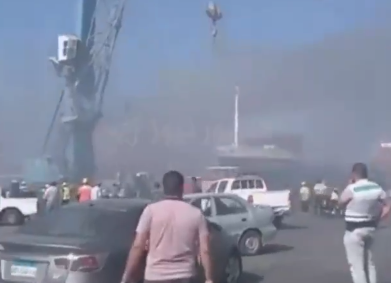 Goditet me dron tankeri amerikan me gaz LNG pranë Egjiptit  VIDEO 