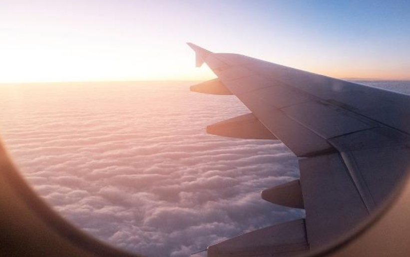 Disa truke për ta bërë më të lehtë udhëtimin me avion