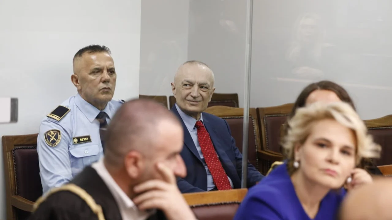 Shtyhet seanca në themel për Metën dhe Kryemadhin  gjykata cakton datën e radhës