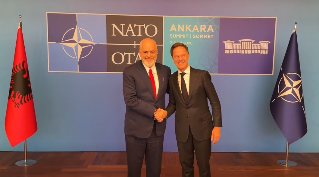 Rama mbërrin në Ankara për Samitin e NATO s  takohet me Mark Rutte