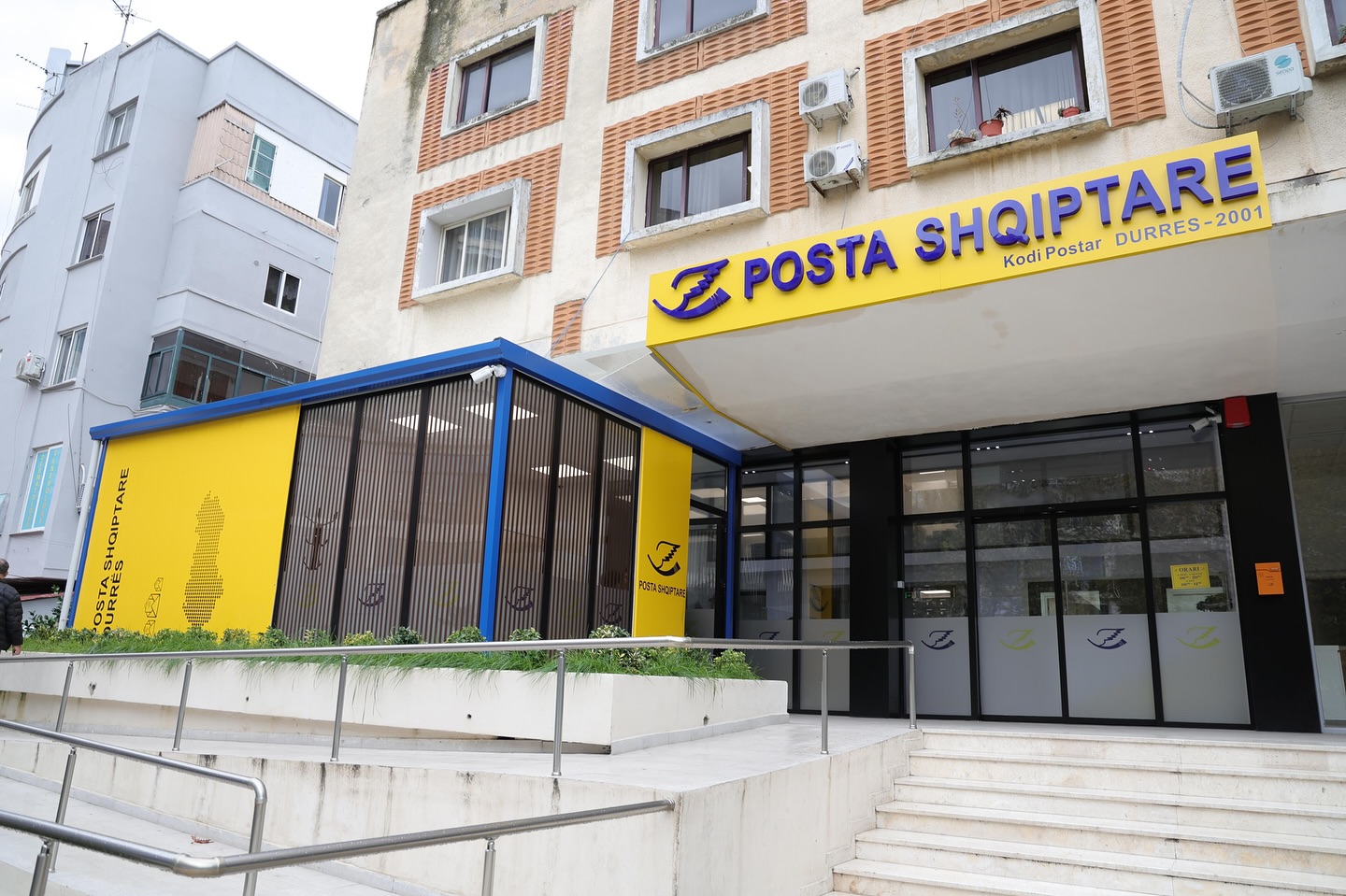 Zbulohen vjedhje në Postë  Drejtoria Qedrore gjen shkelje në degën e Durrësit  bëhet kallëzim në Prokurori