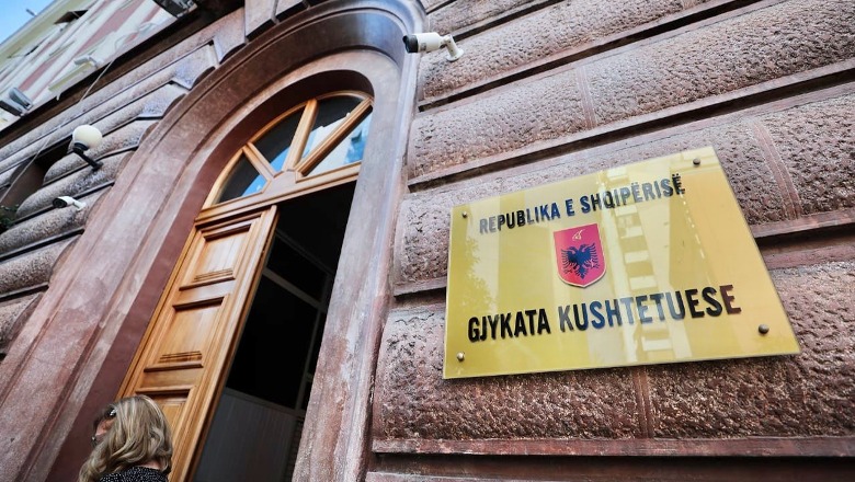 kuvendi-le-pa-zbatuar-pagat-e-magjistrateve-brenda-afatit-kushtetues-ndersa-protesta-hyn-ne-diten-e-64