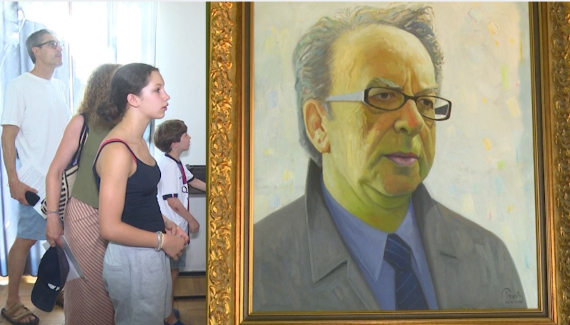 Fluks në shtëpitë e Kadaresë e Agollit  vizitorët francezë më të interesuarit për shkrimtarët