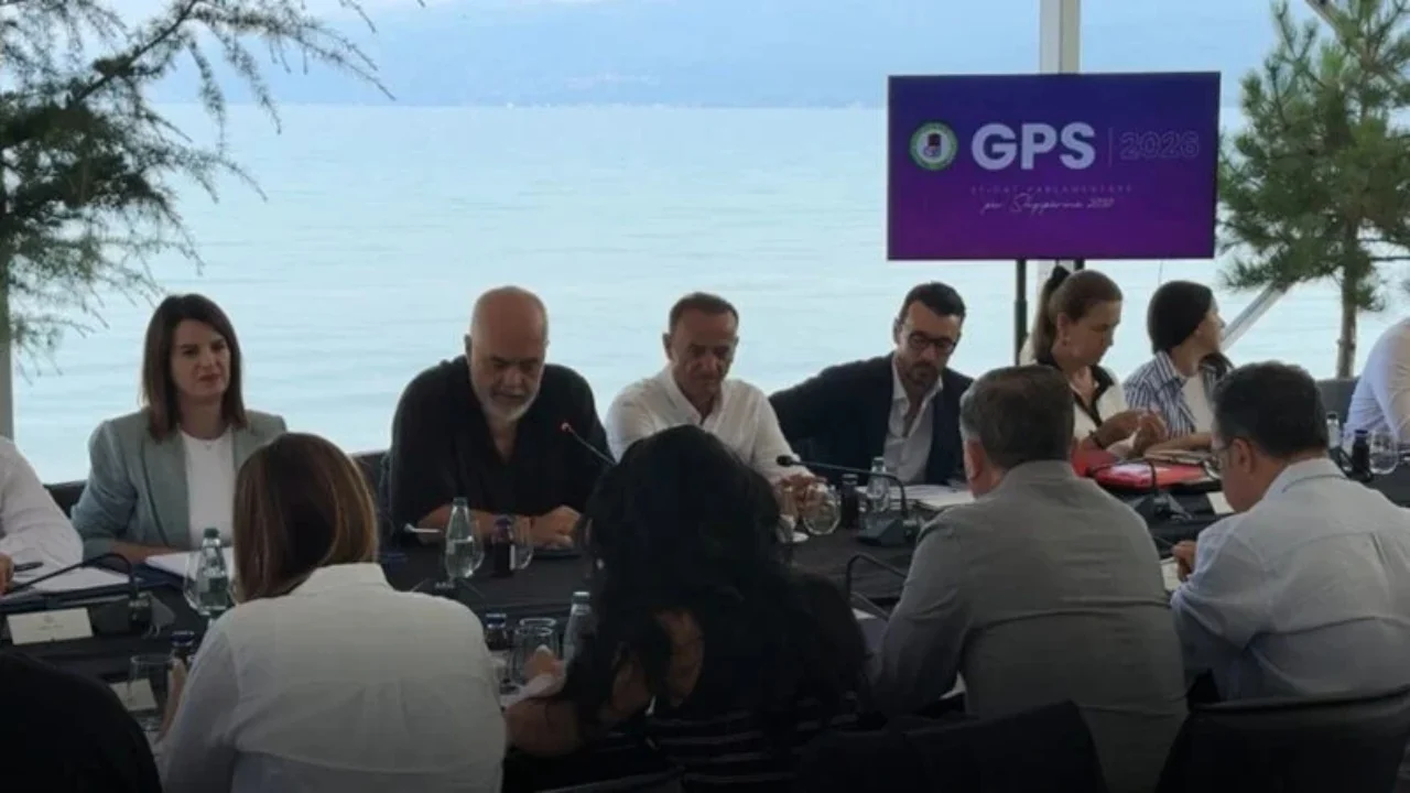 Takimi i Ramës me drejtuesit politikë dhe ministrat  ja ku pritet të zhvillohet mbledhja