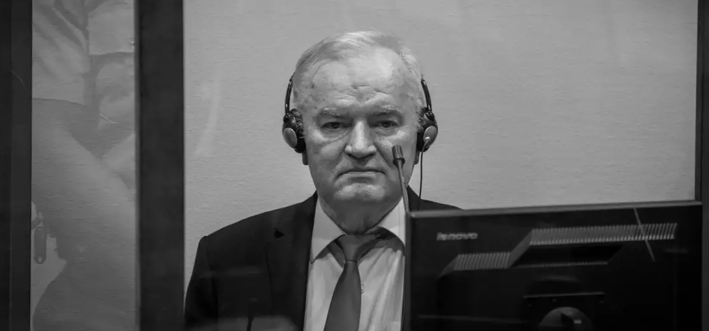 A do të varroset Ratko Mlladiç me nderime ushtarake në Serbi 