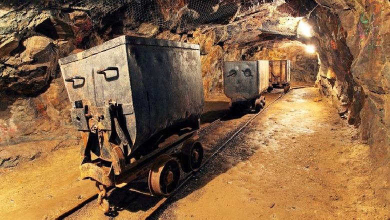 Prej më shumë se 24 orësh nëntokë  vijojnë kërkimet për minatorin e zhdukur në Bulqizë