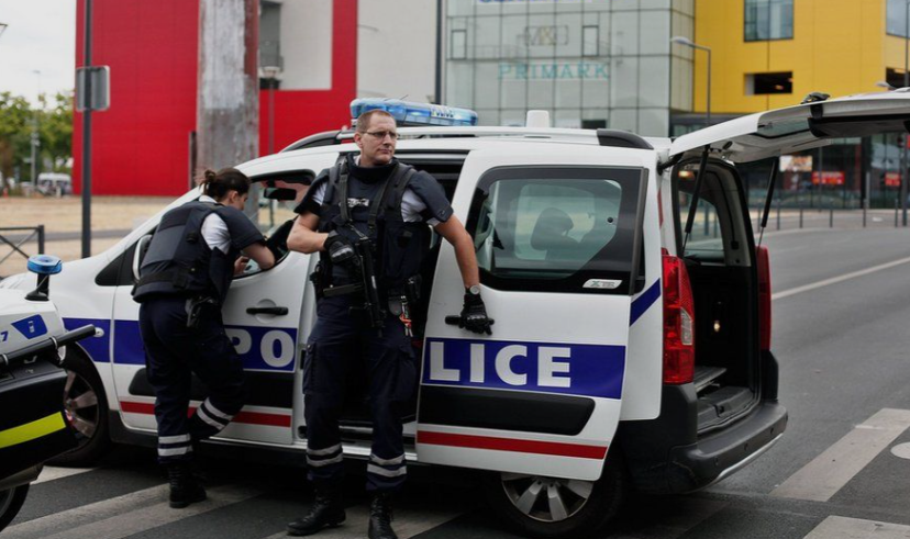 Ish futbollisti i kombëtares shqiptare arrestohet në Francë  u kap duke shitur kokainë  EMRI FOTO 