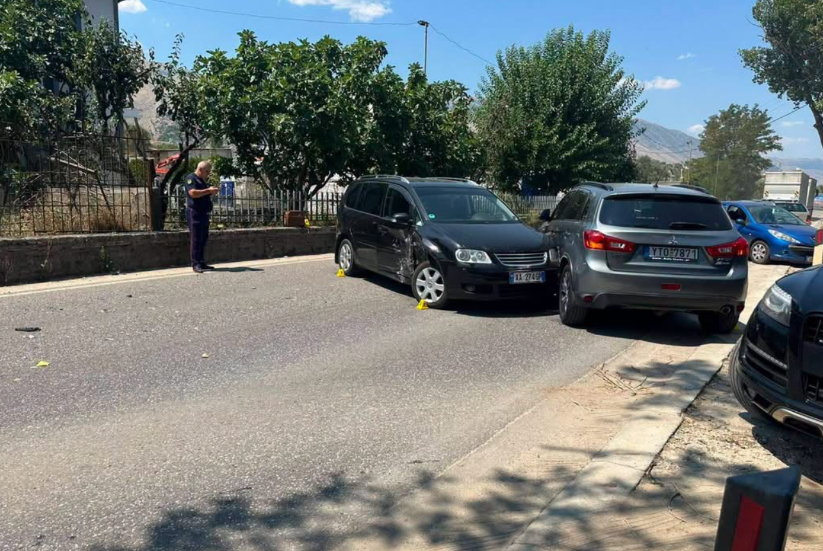 aksident-i-trefishte-ne-aksin-gjirokaster-kakavije-nje-e-lenduar
